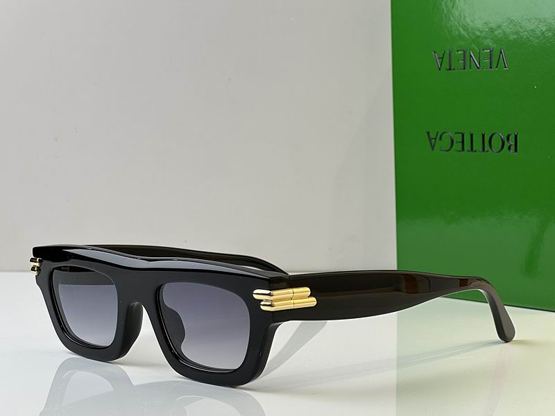 Sunglasses BV1012S