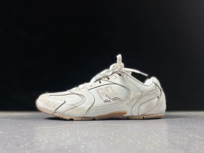 Sneackers MI530 Off-White Leather