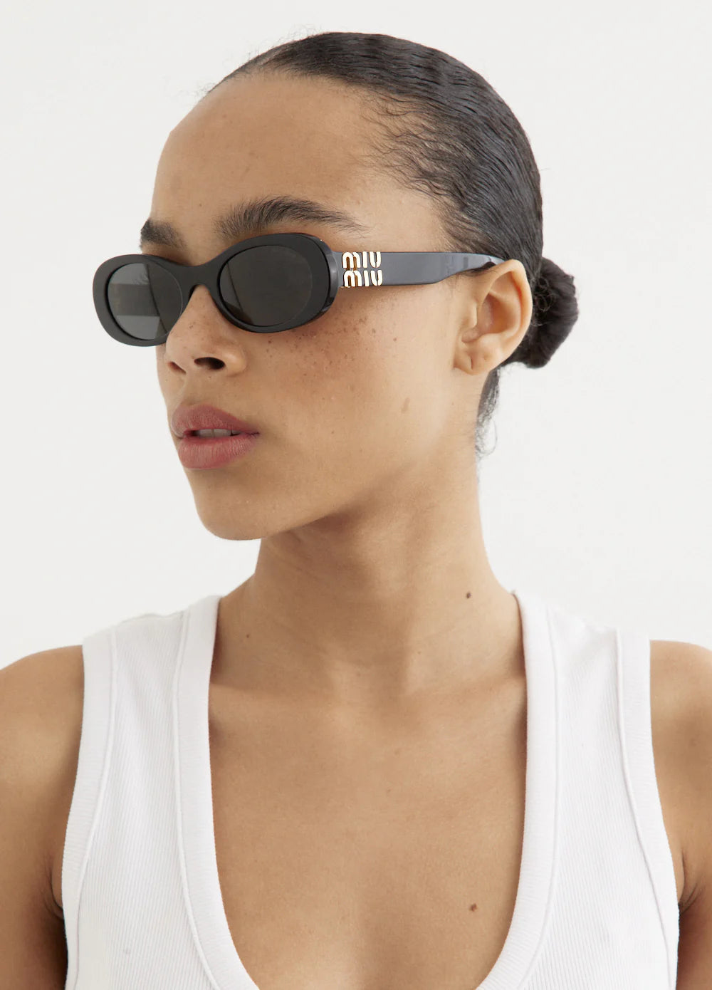 Sunglasses MU06ZS